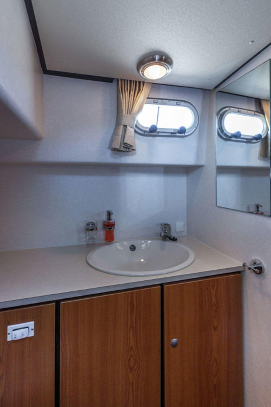 Linssen349 GS — photo 17