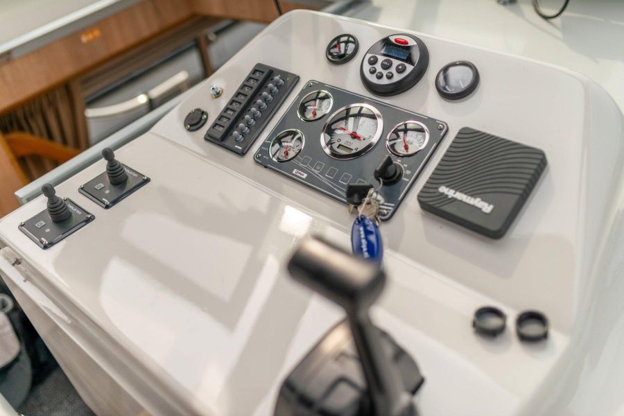 Photo #1 - Gruno35 Excellent Typ 2 (Mira 3) en Marina Eldenburg - 2788