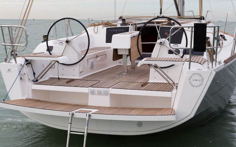 DUFOUR 382 GL — photo 236