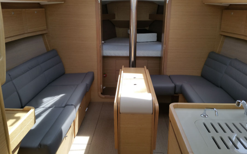 DUFOUR 382 GL — photo 297