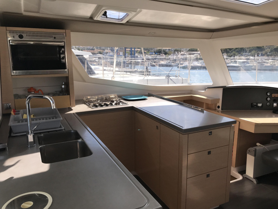 HELIA 44 — photo 249