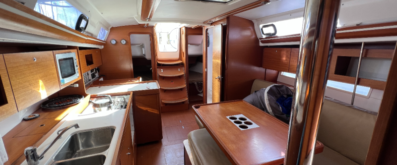 DUFOUR 375 — photo 250