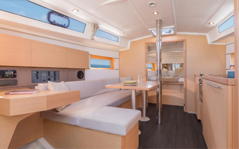 OCEANIS 38 DERIVEUR — photo 236