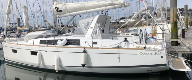 OCEANIS 38 DERIVEUR — photo 306
