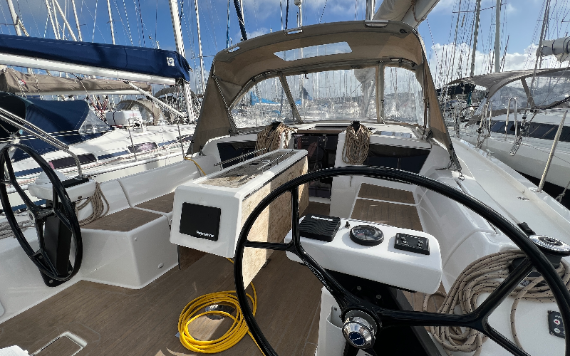 DUFOUR 390 GRAND LARGE — photo 514