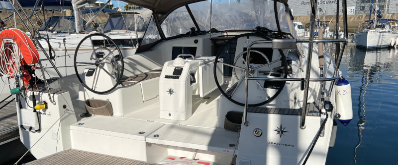 SUN ODYSSEY 410 — photo 1