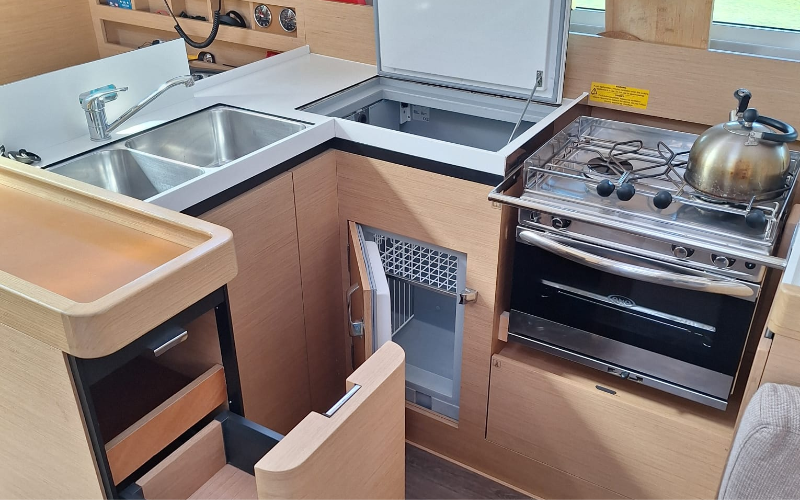 SUN ODYSSEY 410 — photo 47
