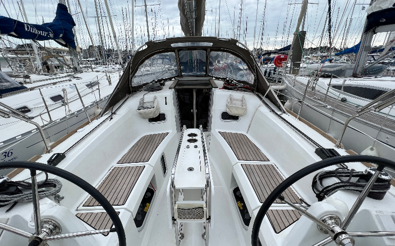 SUN ODYSSEY 349 QR — photo 486