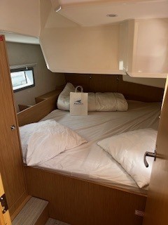 BAVARIA C42 — photo 362