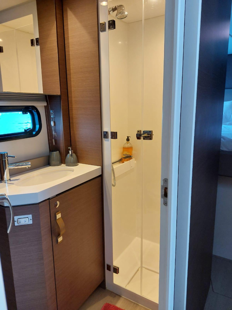 BALI 4.6 4 CABINES — photo 235