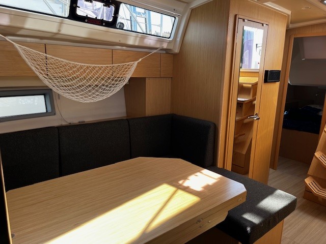 BAVARIA C42 — photo 241