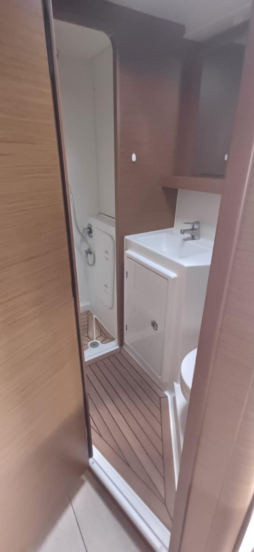 LAGOON 42 4 CABINES — photo 272