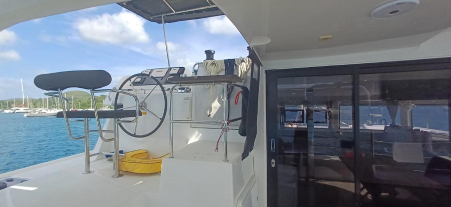LAGOON 42 4 CABINES — photo 275