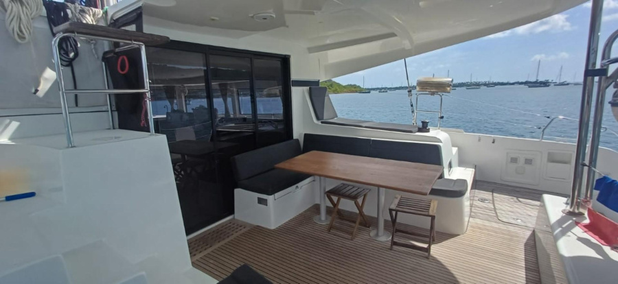 LAGOON 42 4 CABINES — photo 279
