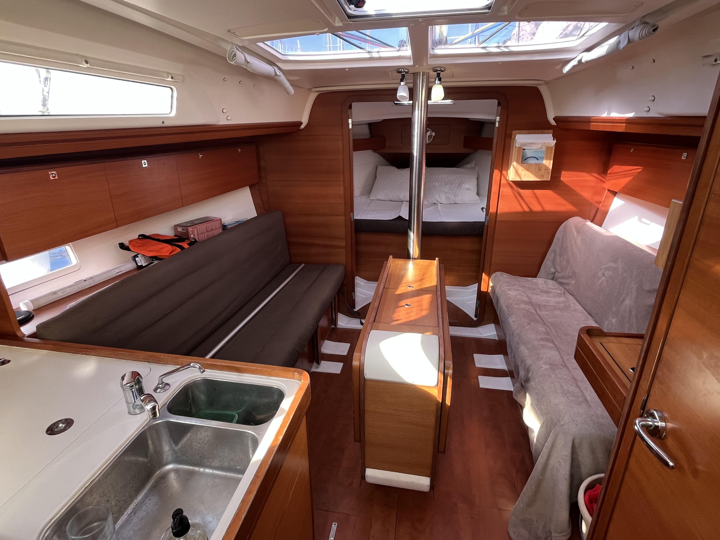 DUFOUR 350 GL (3 cabines) — photo 214