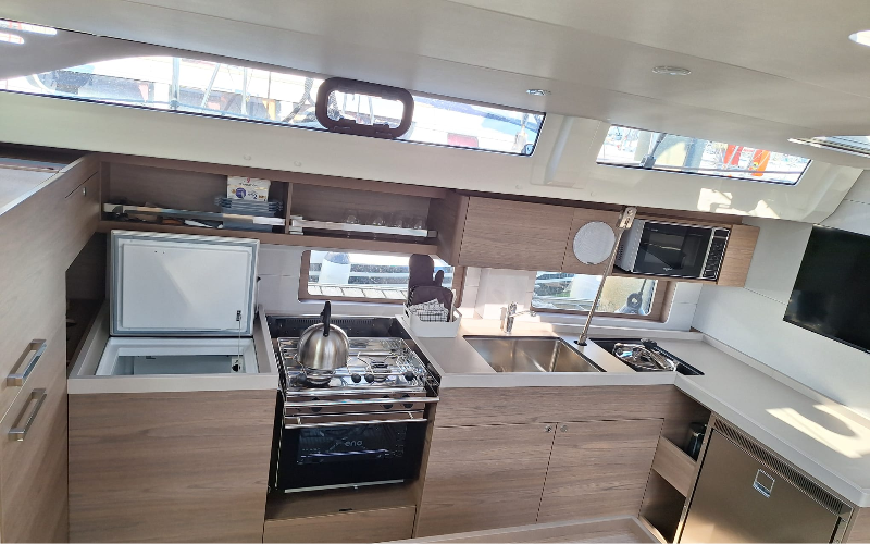 OCEANIS 52 — photo 264