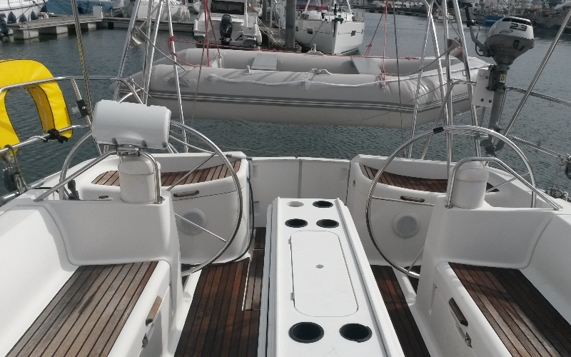 SUN ODYSSEY 45 (4 CAB) — photo 242