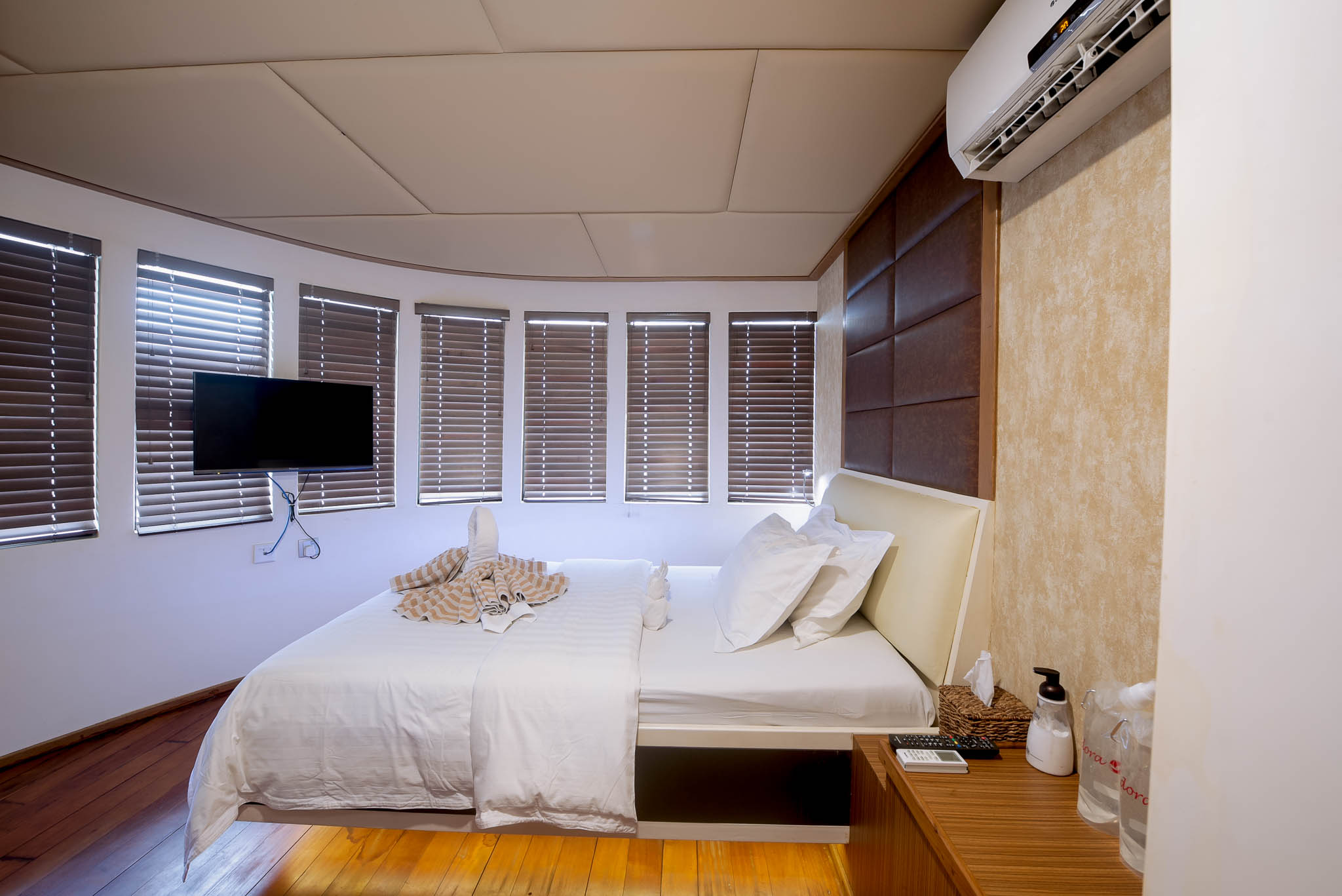 Meemu Atoll Surf Safari in the Maldives — photo 31