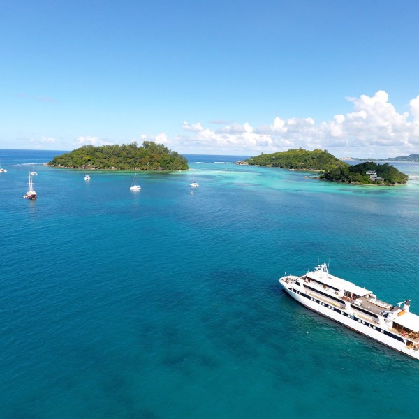 Vacaciones en velero en las Seychelles a bordo del lujoso yate a motor Pegasus — photo 26