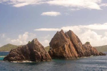 Isla Norman desde Tórtola