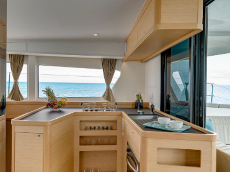 Lagoon 42