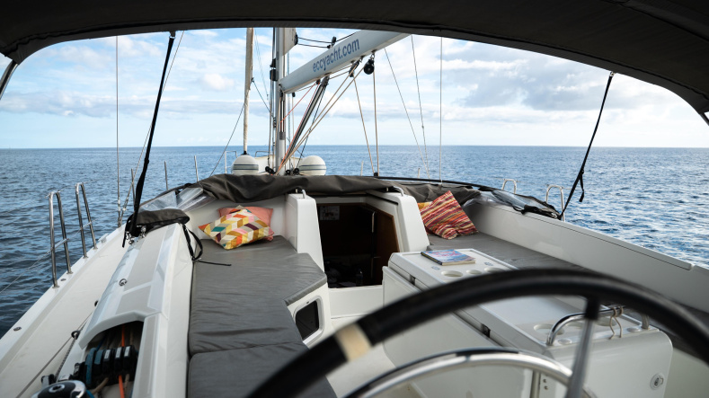 Jeanneau 54